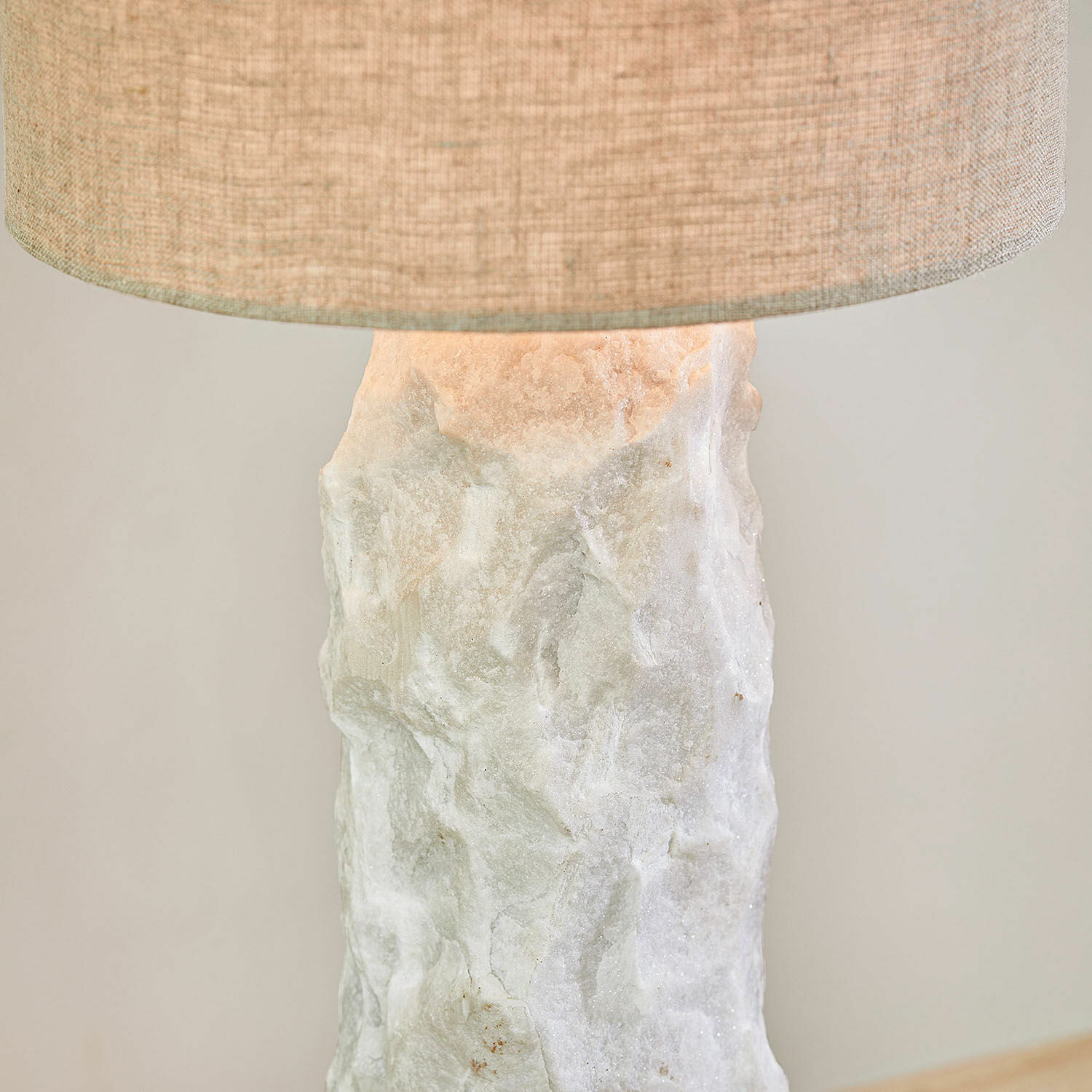 Lampa stołowa Kalvaya
