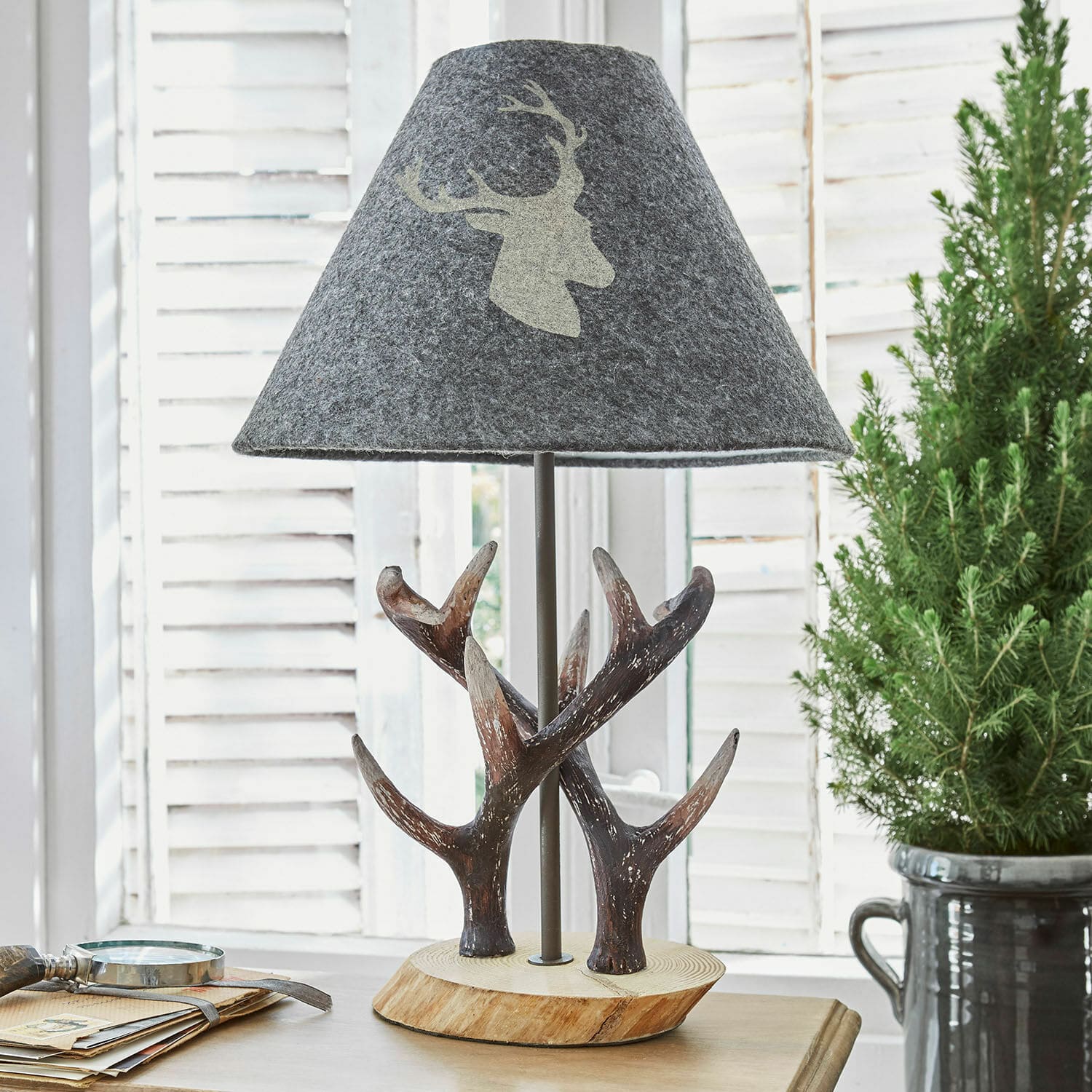 Lampa stołowa Lodge