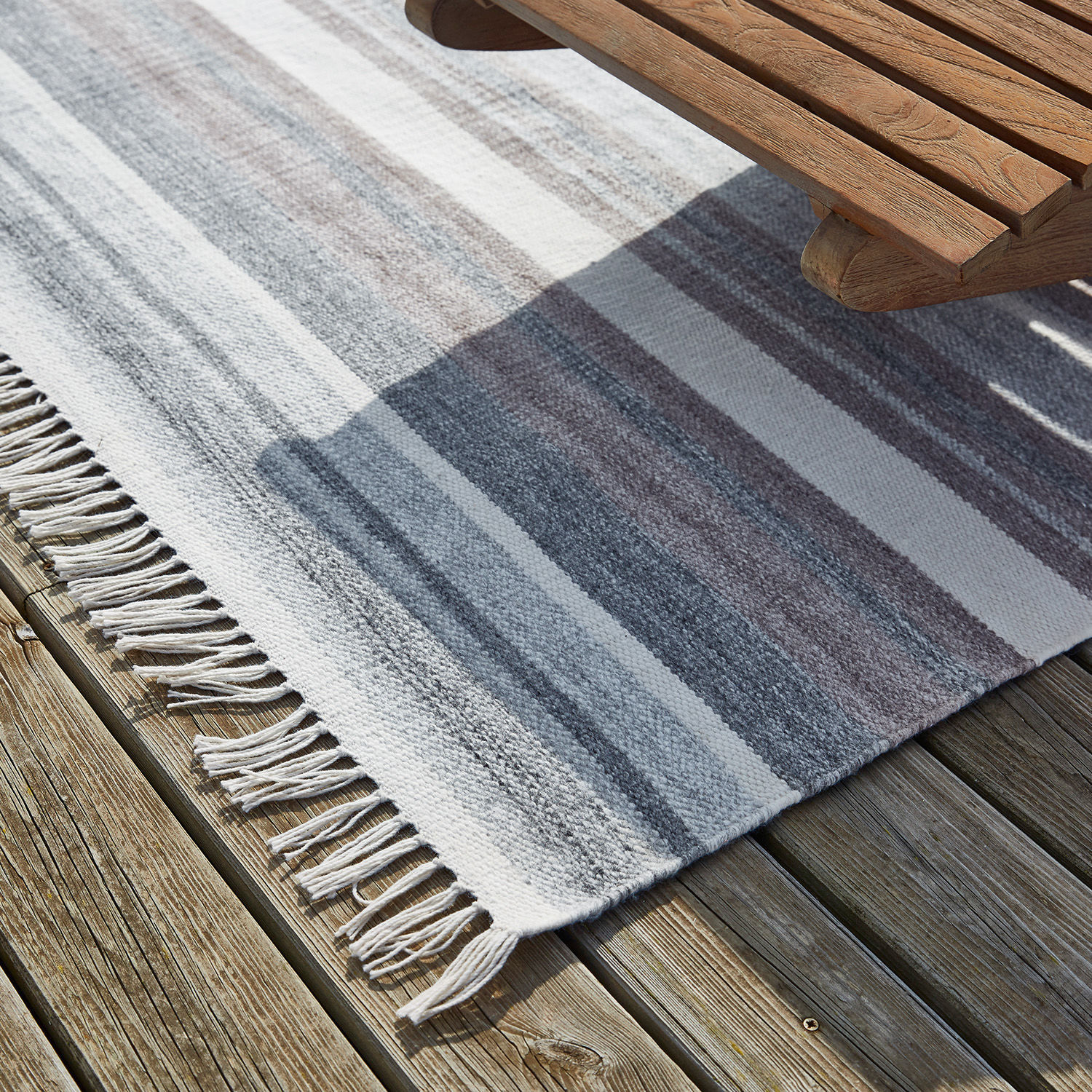 Dywan do wnętrza lub na zewnątrz Shira