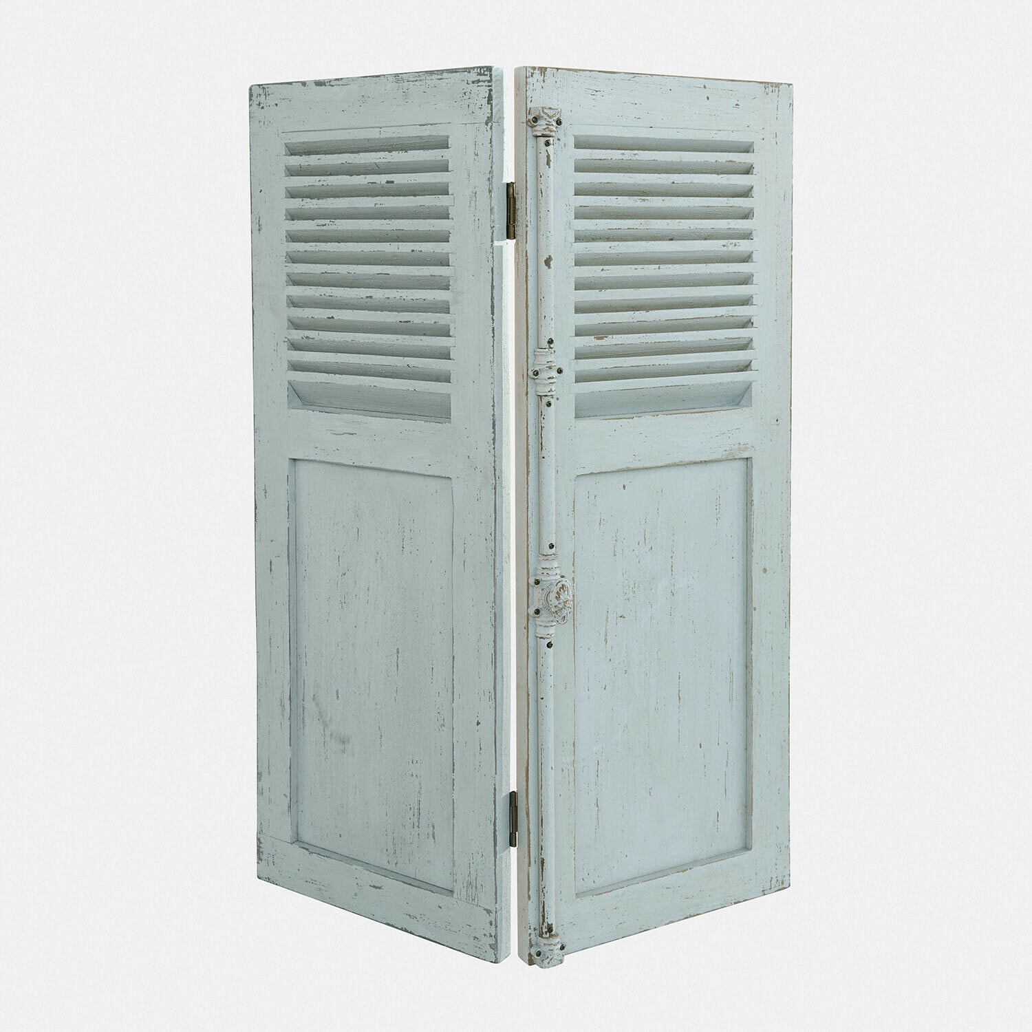 Dwuskrzydłowa drewniana przegroda w stylu vintage w jasnoniebieskim kolorze z przetarciami