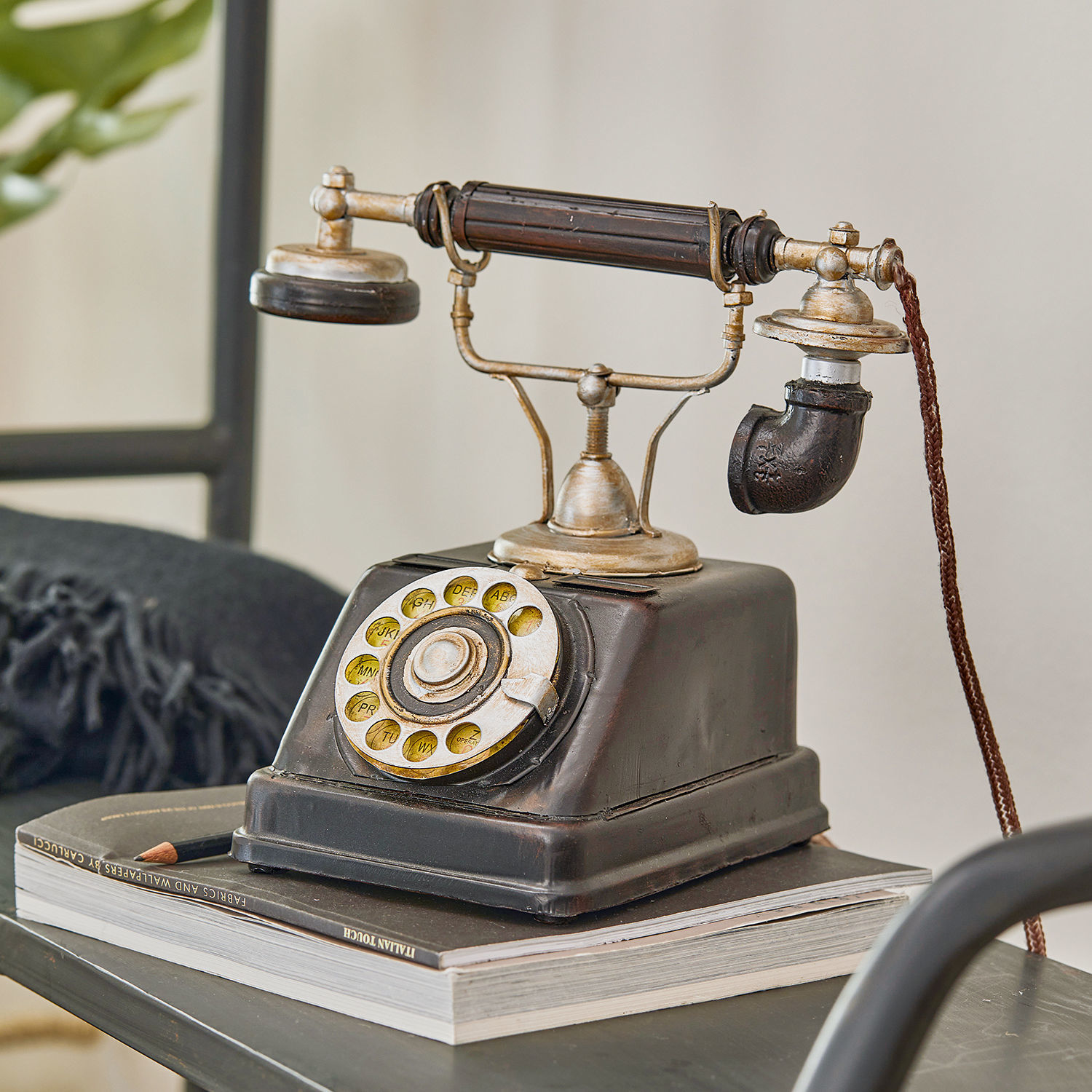 Dekoracyjny telefon Upavon