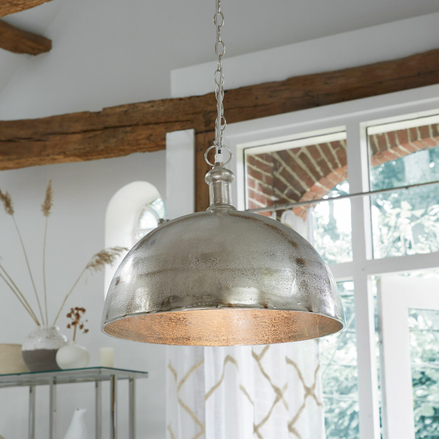 Lampa wisząca Kandi Wisząca lampa z metalu w srebrnym kolorze z łańcuchem, nowoczesne oświetlenie do salonu