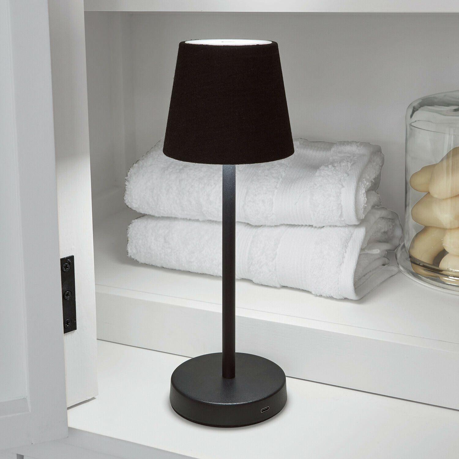 Lampa stołowa z możliwością ładowania Sylvainie
