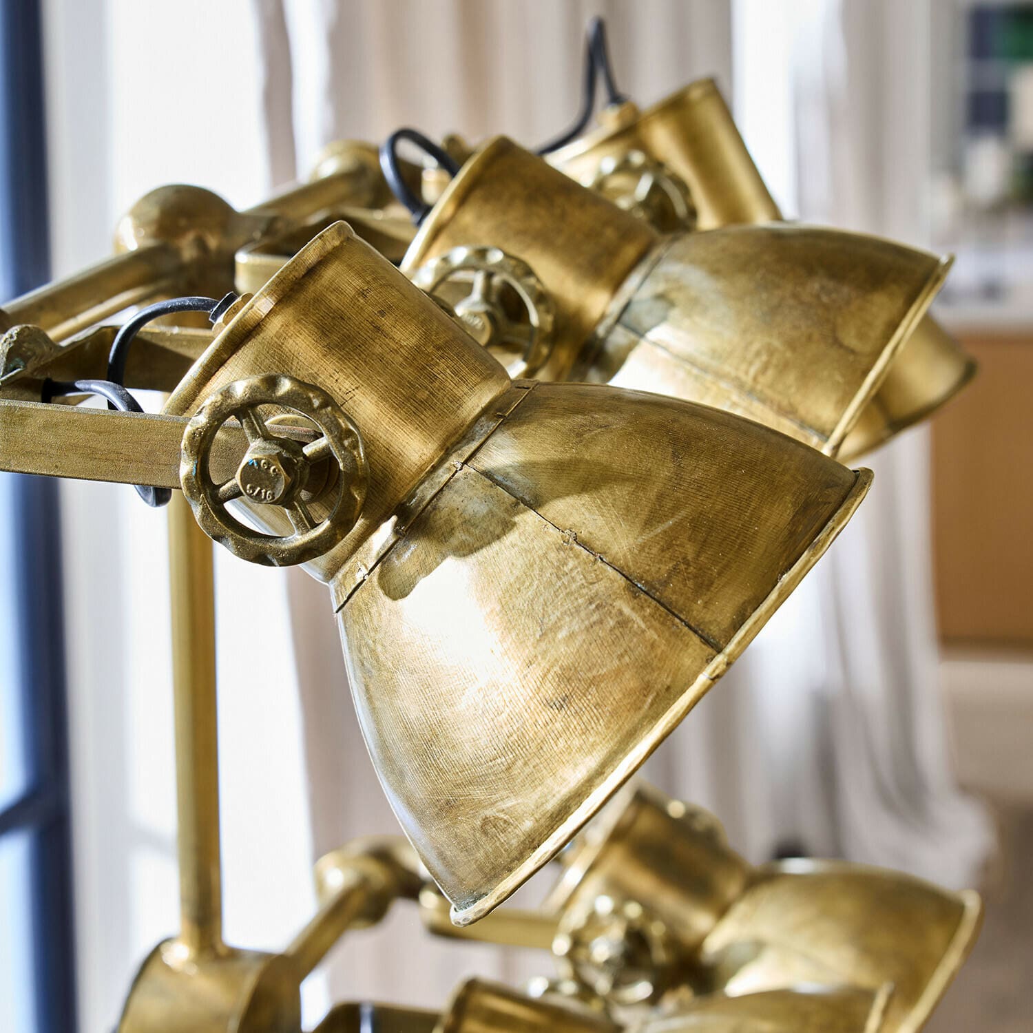 Lampa stojąca Venshire