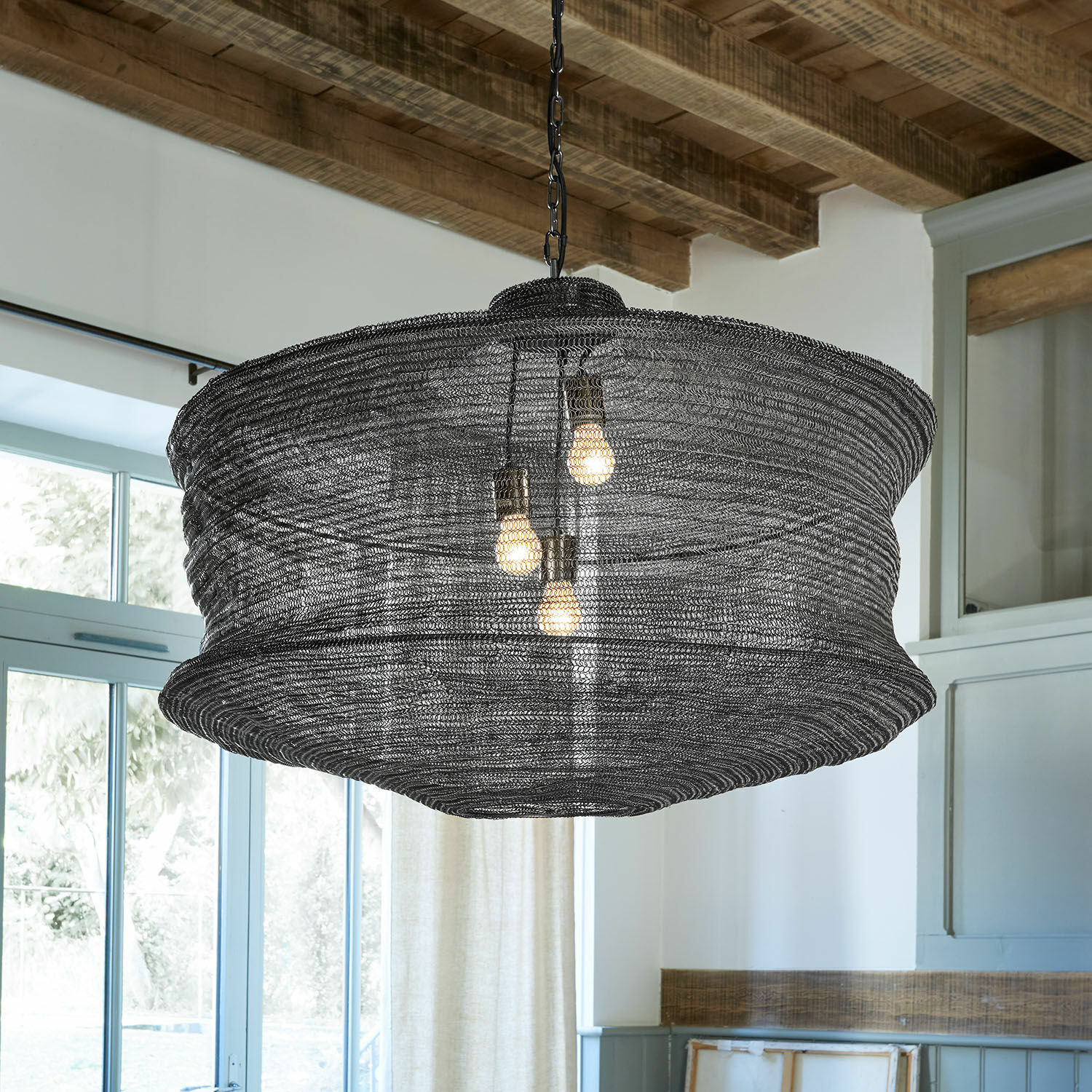 Lampa wisząca Valerique Wisząca lampa z czarnej metalowej siatki z trzema żarówkami, nowoczesny design do salonu