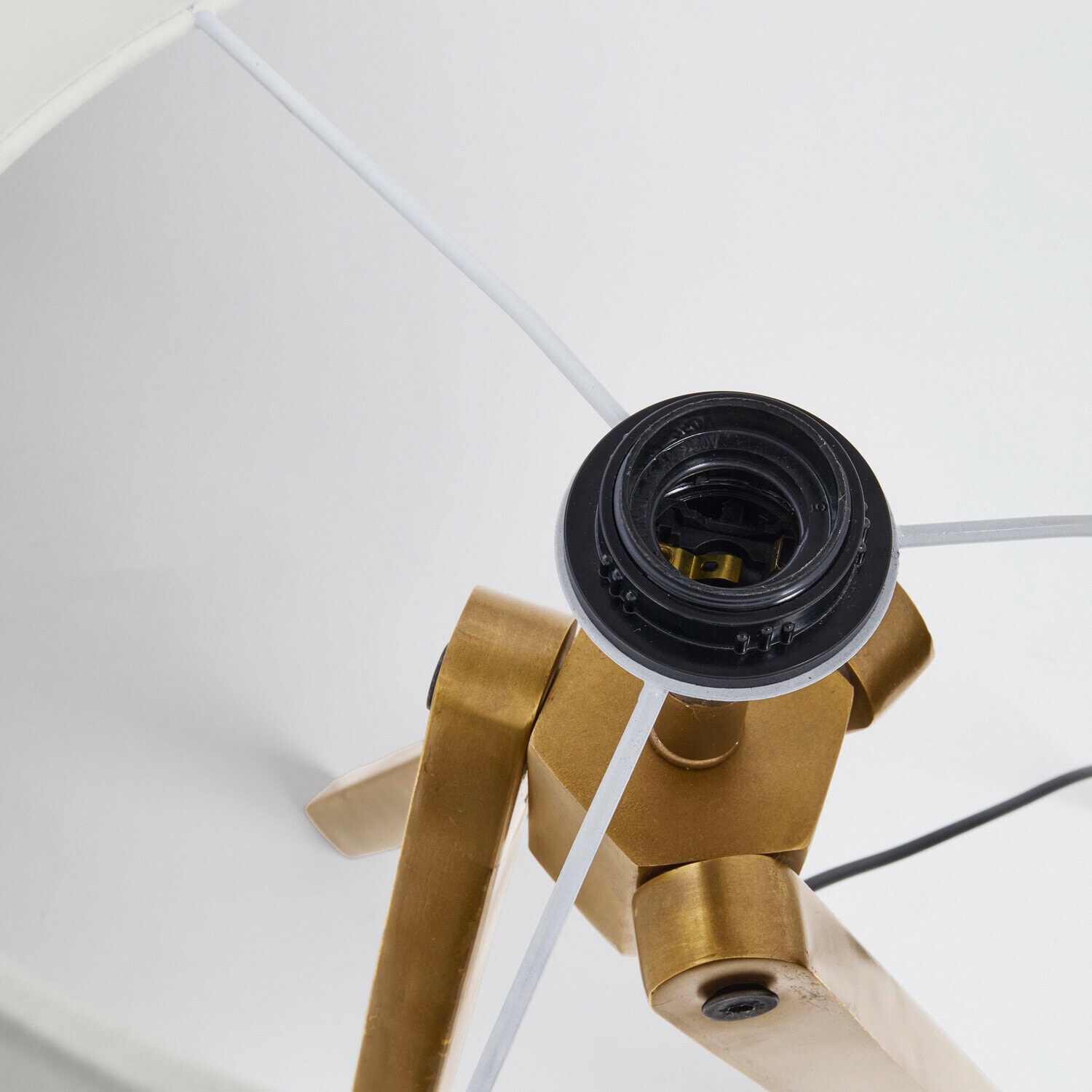 Lampa stołowa Kelvio