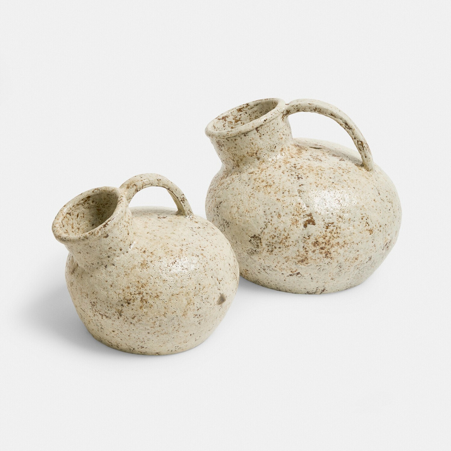 Vase 2er Set Gravière Dwa ceramiczne dzbanki w kremowym kolorze z brązowymi plamkami, rustykalny design dekoracji