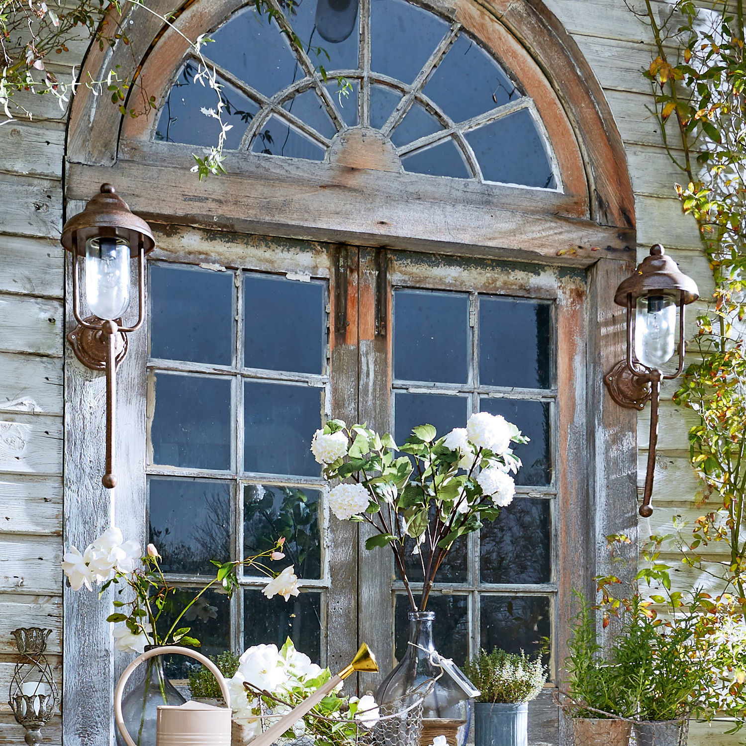 Kinkiet zewnętrzny Keely