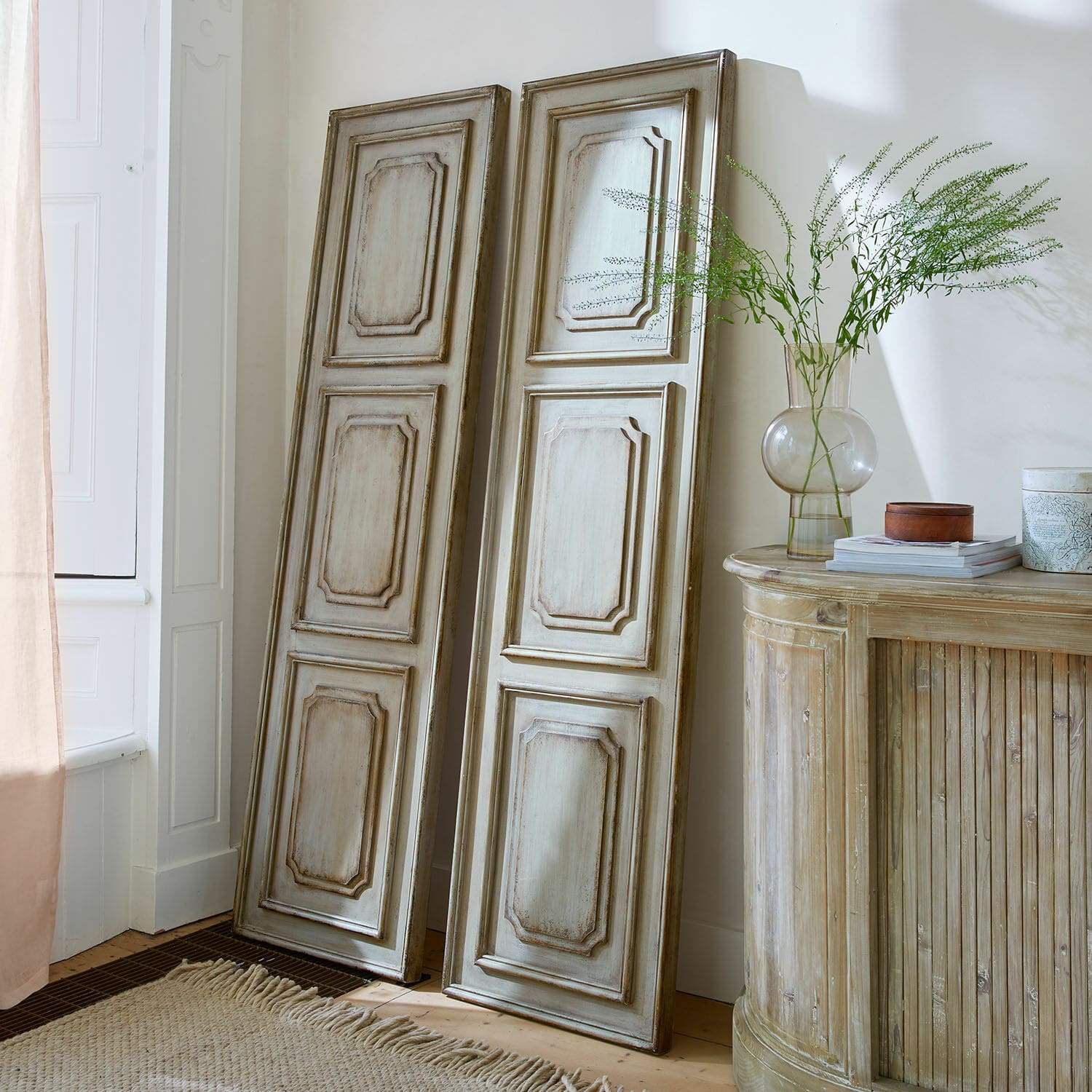 Panel, zestaw 2 szt. Dovire Drewniane, postarzałe panele ścienne w kolorze beżowym w stylu vintage do dekoracji wnętrz
