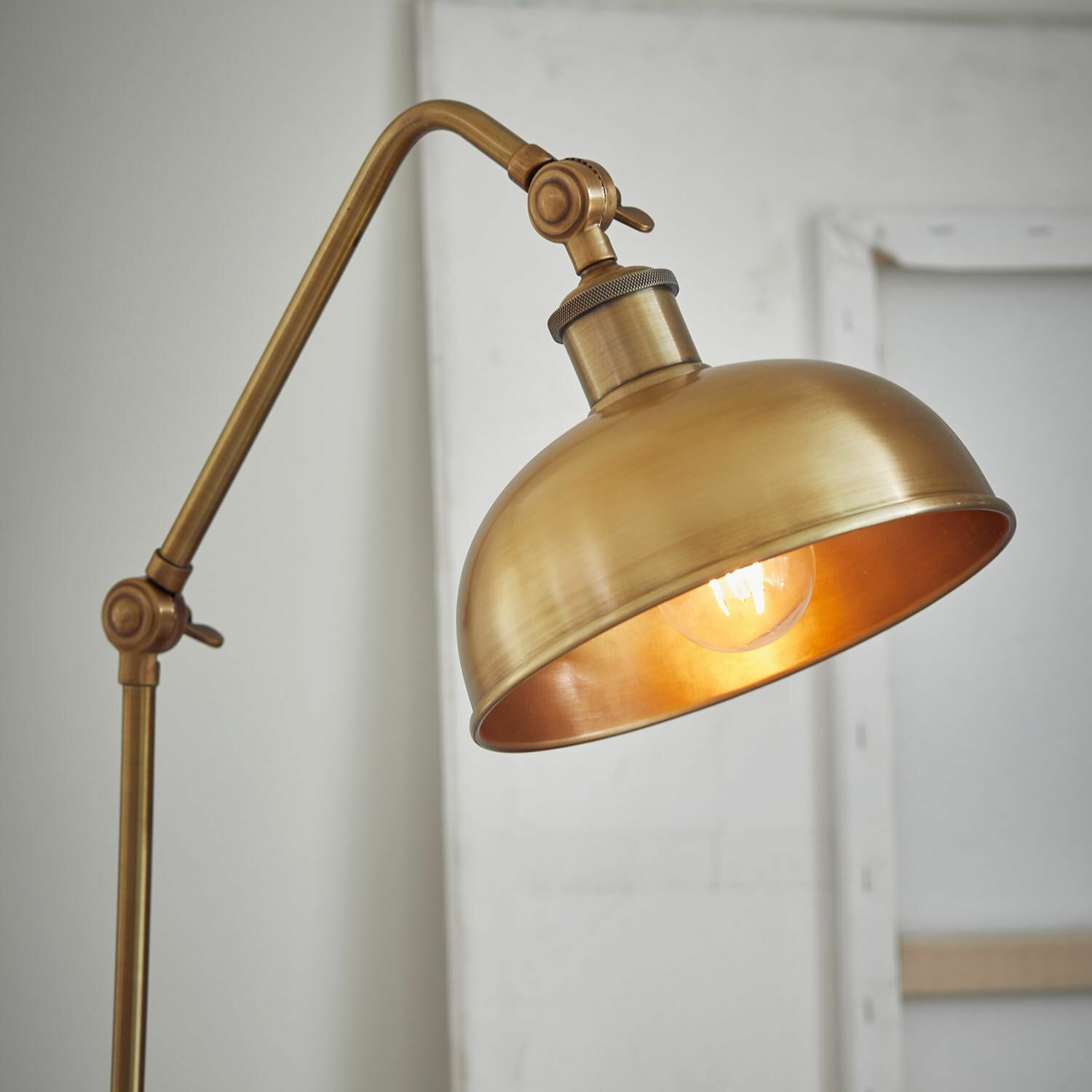 Lampa stołowa Delacroille
