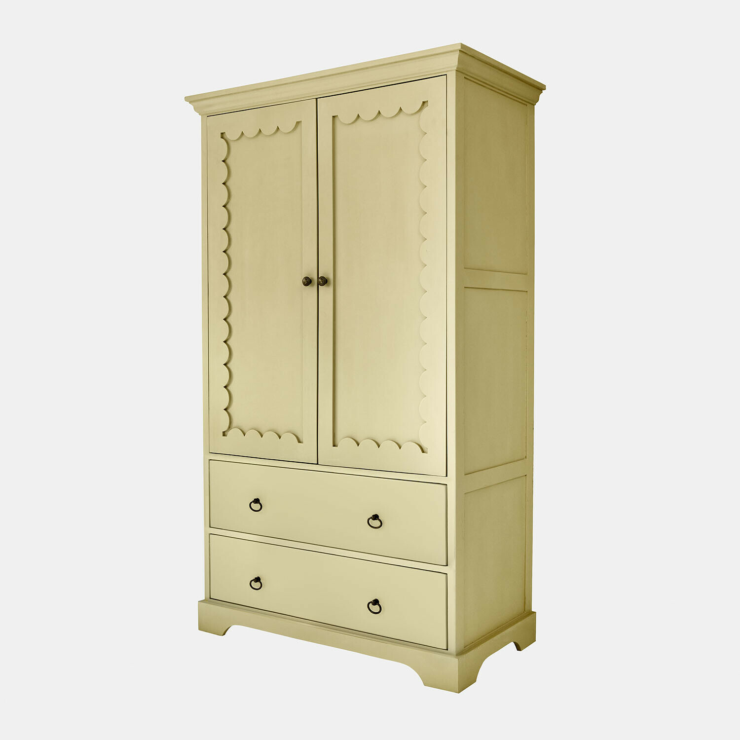 Beżowa drewniana szafa z dwoma drzwiami i dwiema szufladami, mebel do przechowywania w stylu vintage