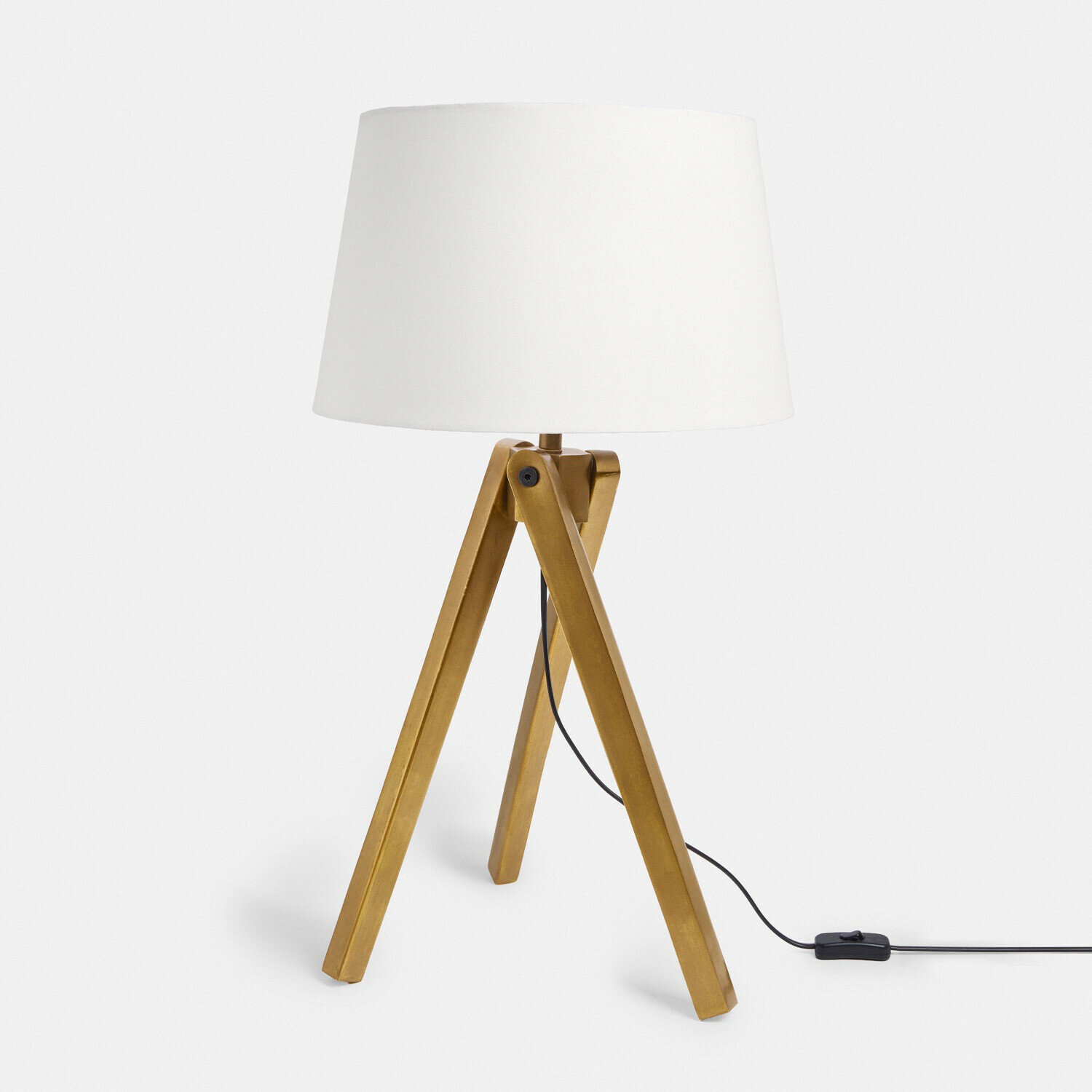 Lampa stołowa Kelvio Lampka stołowa z białym abażurem i drewnianą, złotą podstawą na trójnogu do salonu