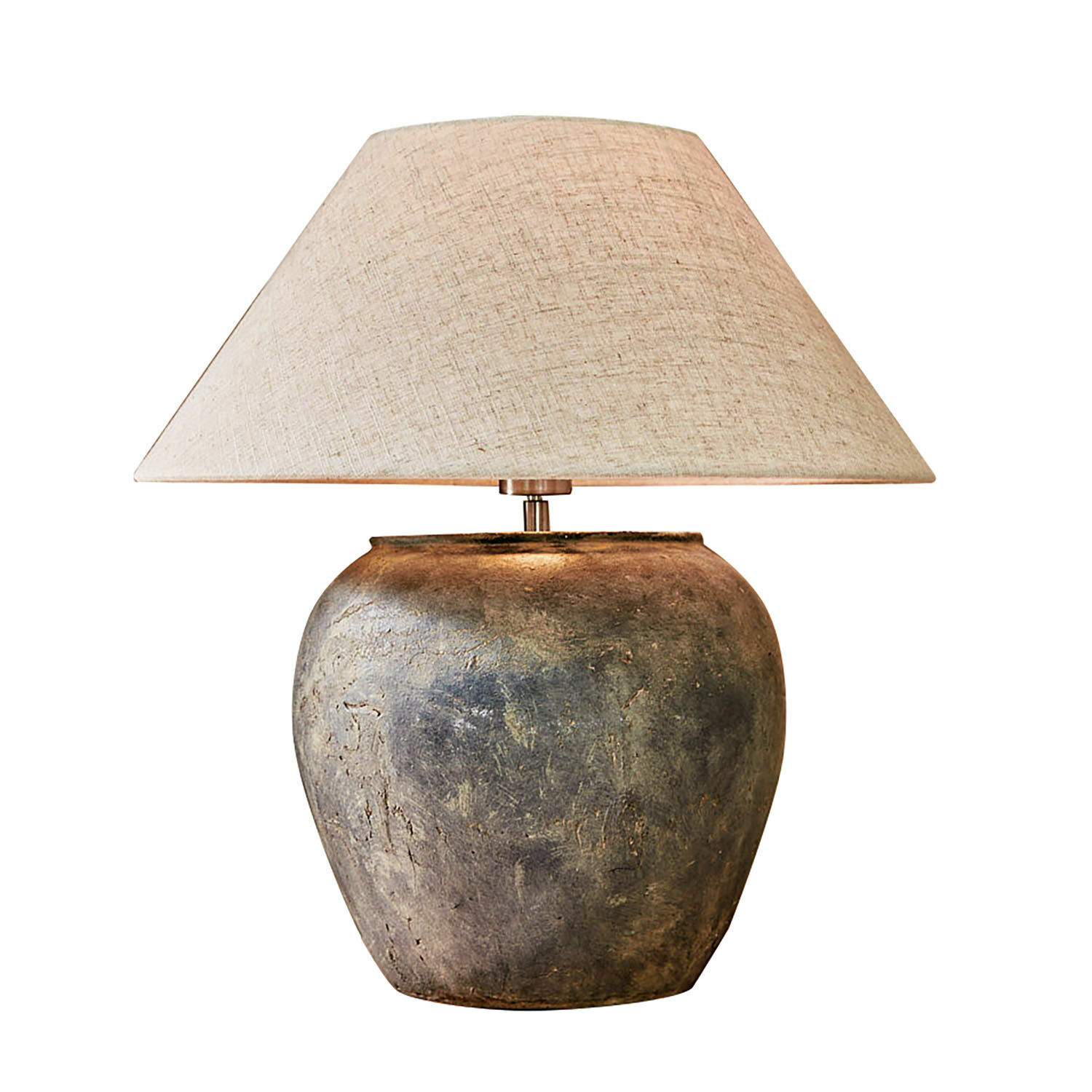 Lampa stołowa Shiva Lampka stołowa z ceramiczną, postarzaną szarą podstawą i beżowym abażurem z tkaniny