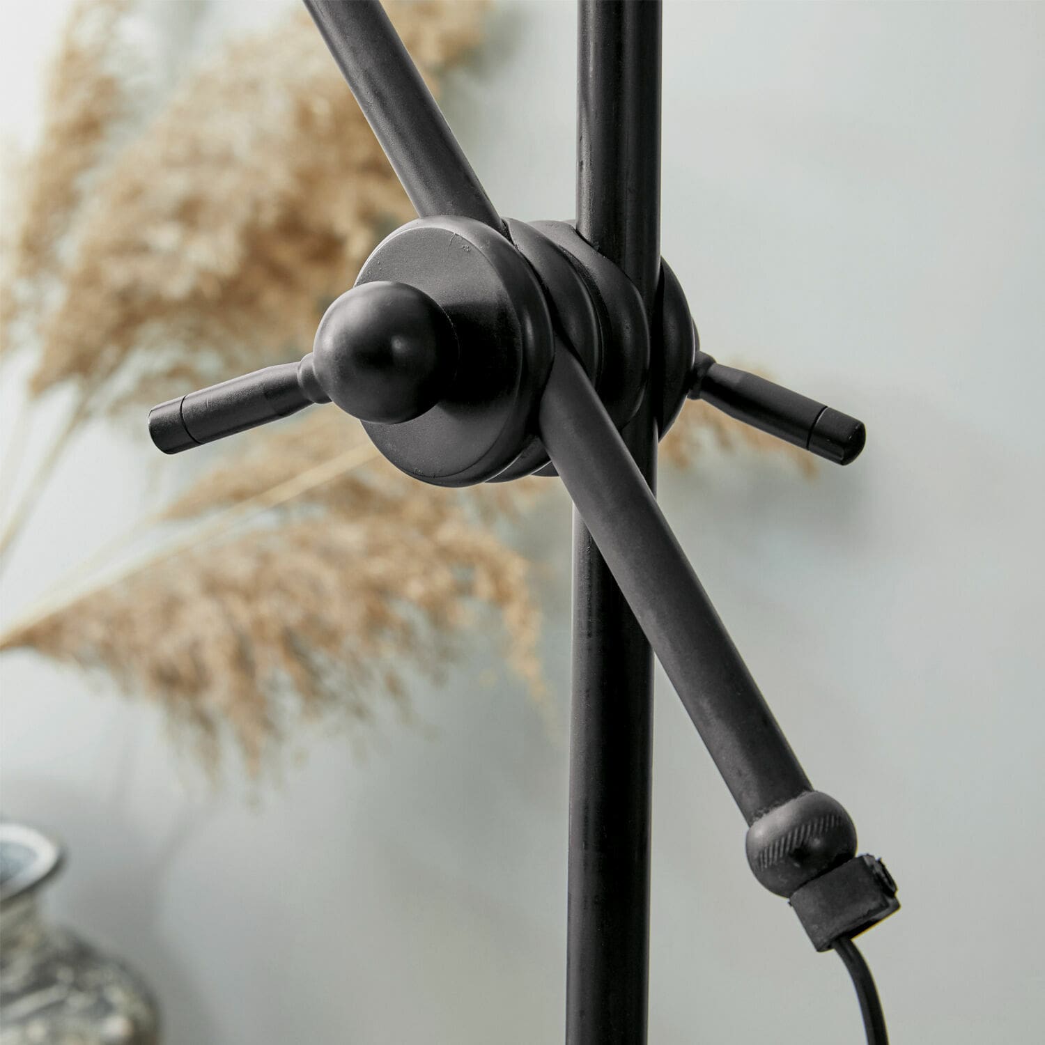 Lampa stojąca Marres