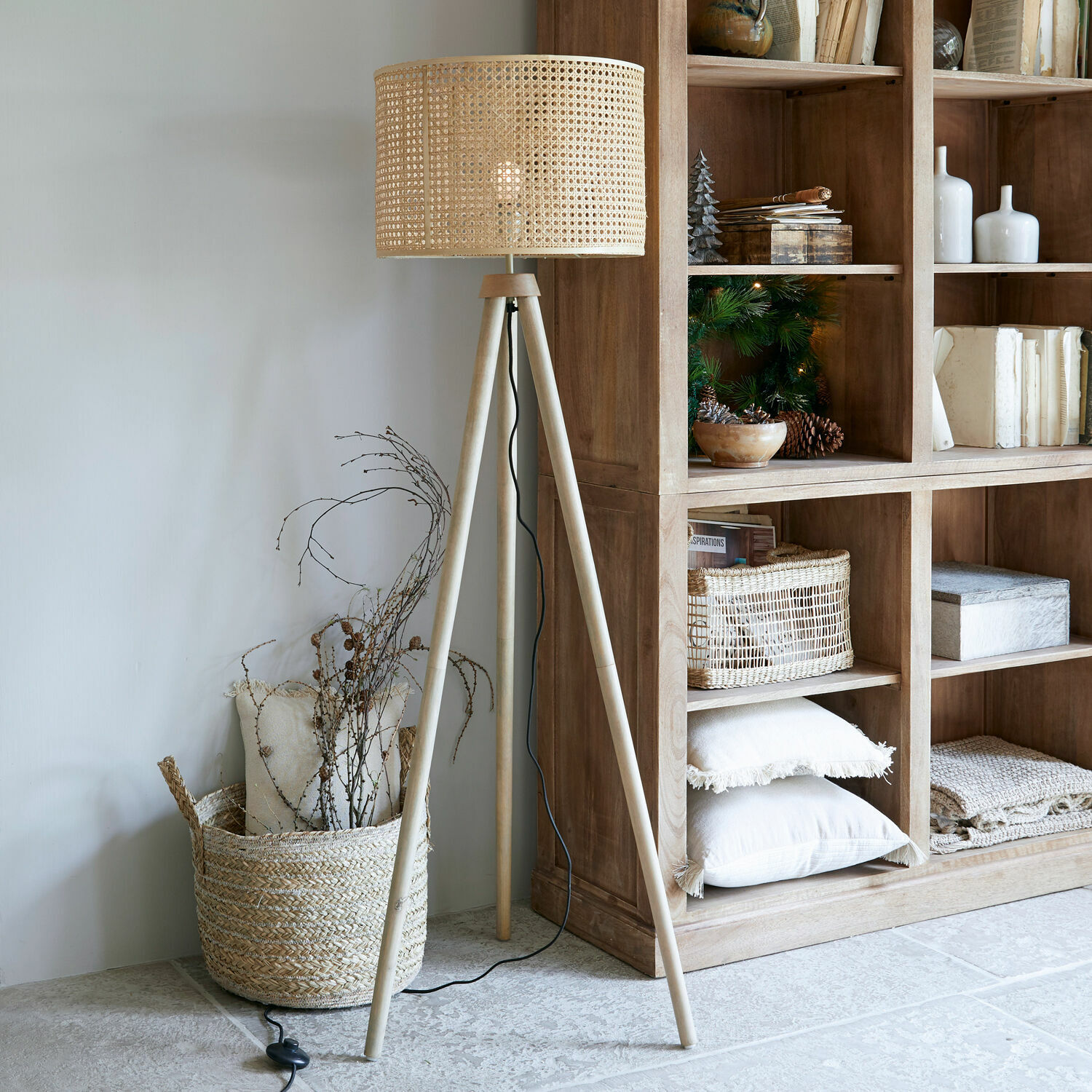 Lampa stojąca Doullens