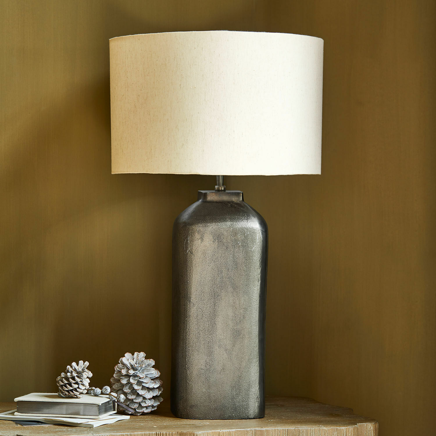 Lampa stołowa Bradmoor