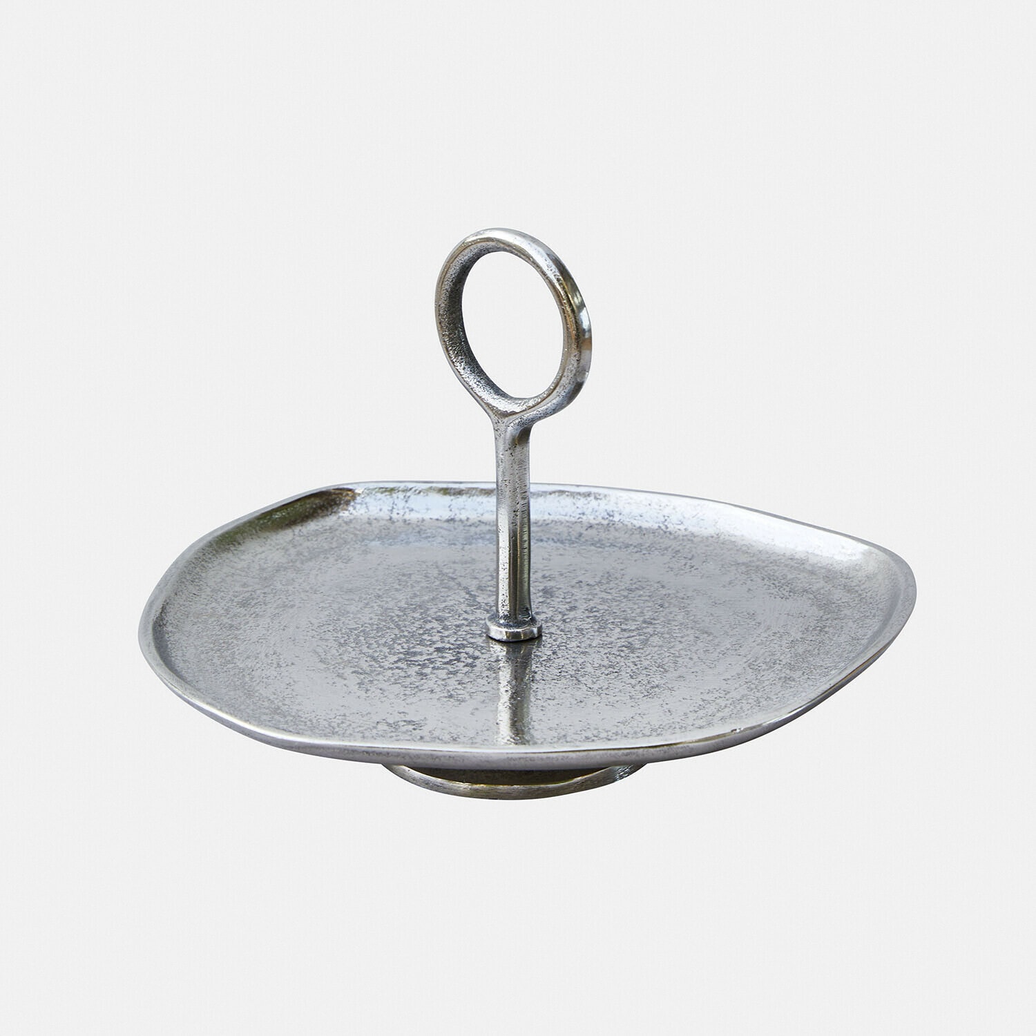 Metalowa srebrna patera z uchwytem do przenoszenia, dekoracyjna taca na przekąski