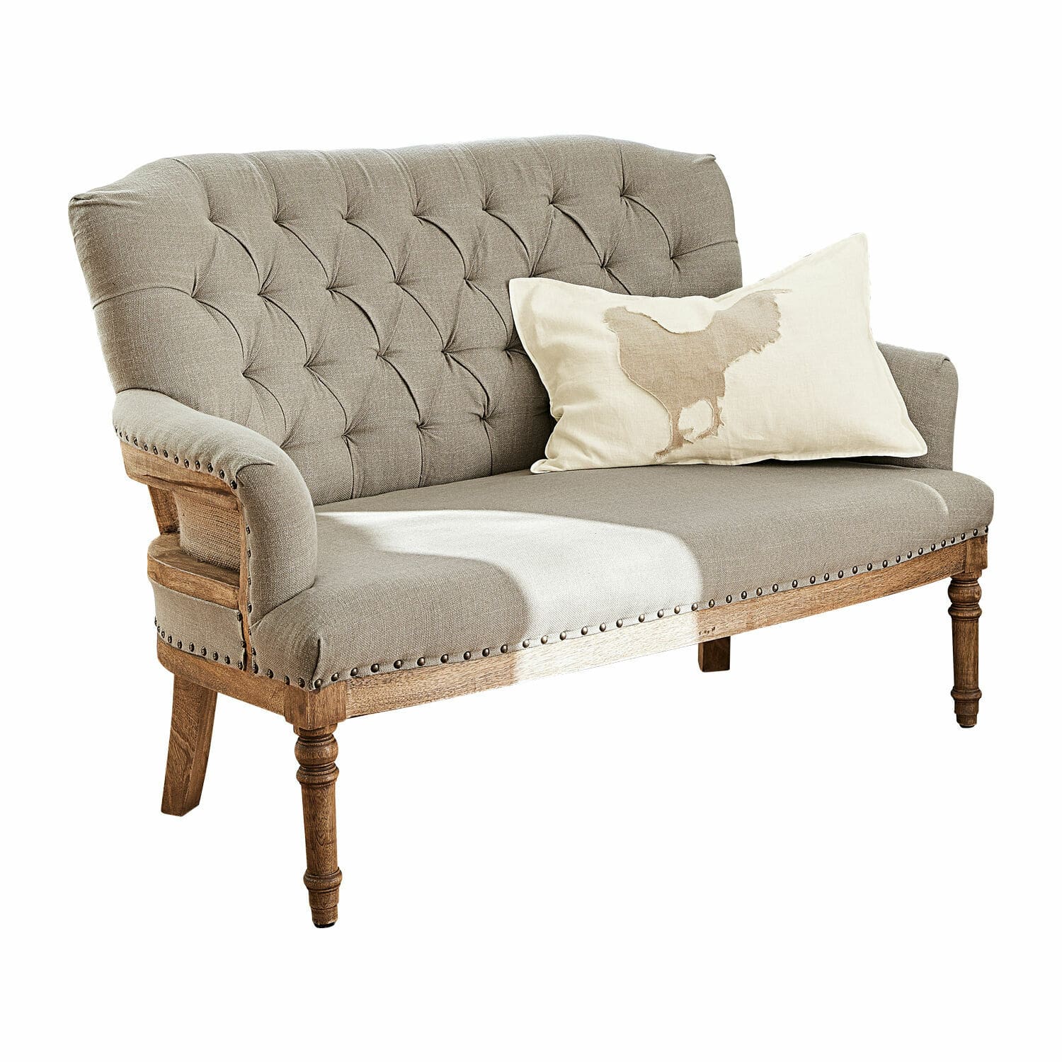 Sofa Kingsley Sofa z tkaniny w kolorze beżowym z drewnianą ramą i ozdobną poduszką z motywem kurczaka