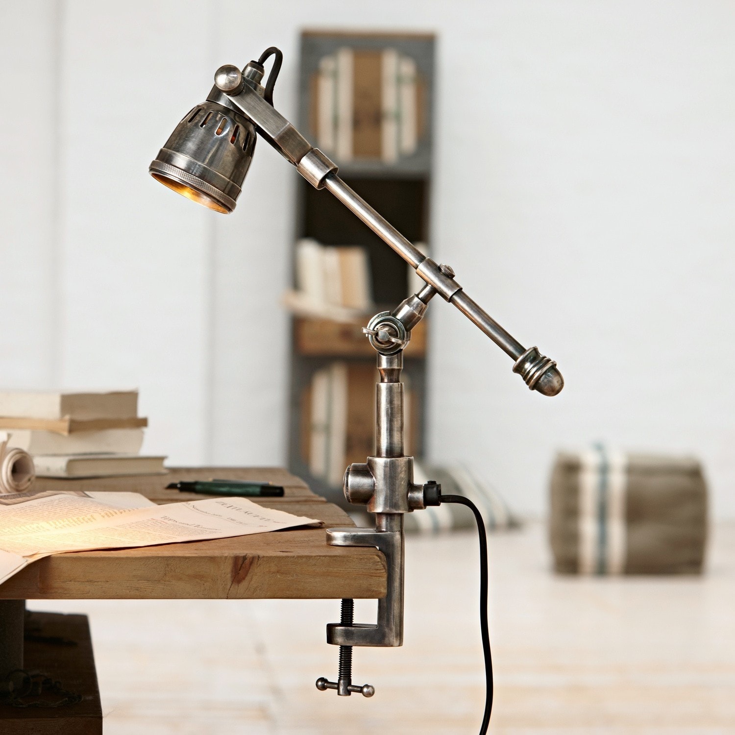 Lampa z zaciskiem Augusta