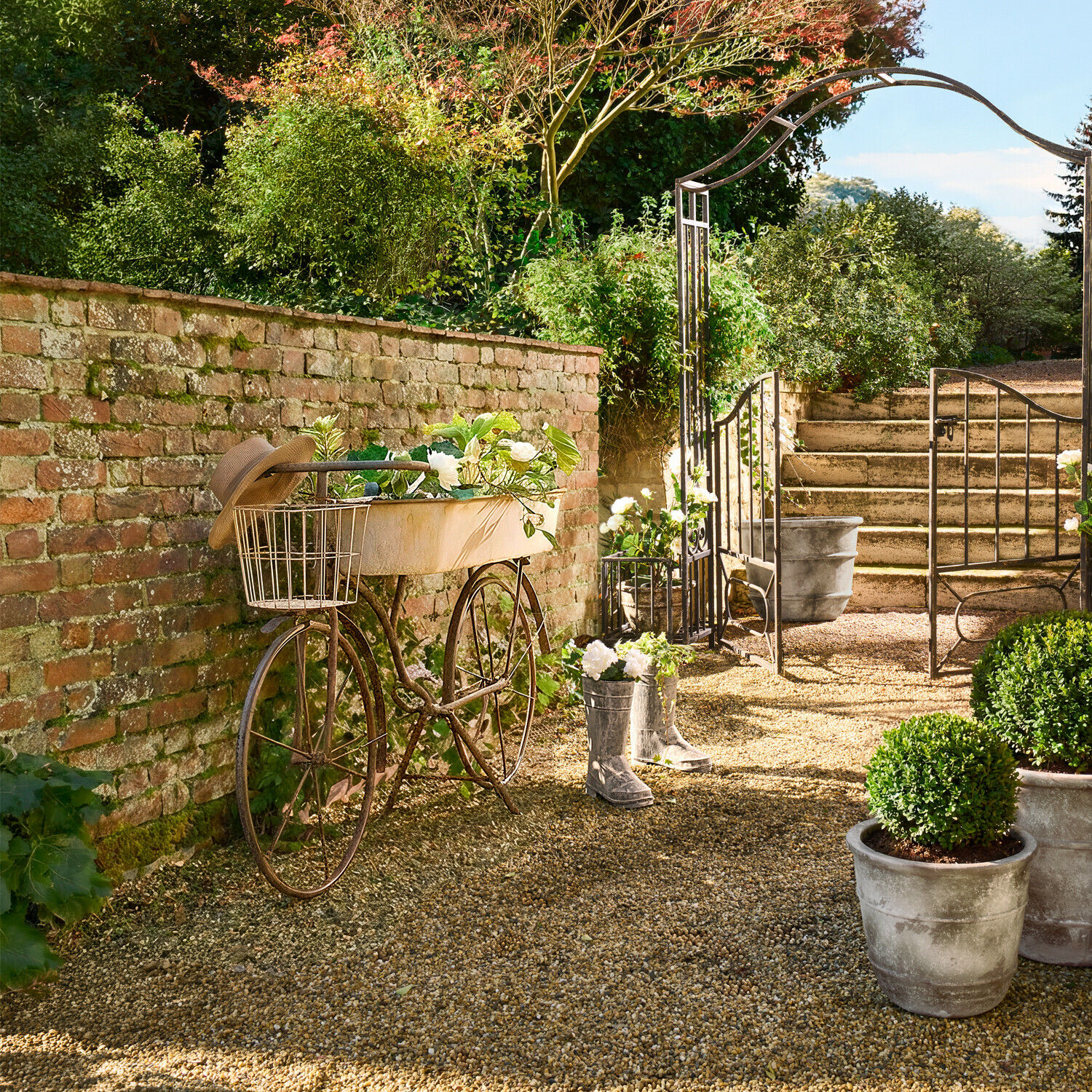 Regał na kwiaty Donnérie