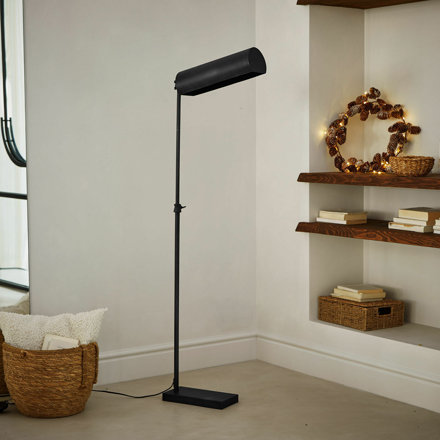 Lampa podłogowa Eversleigh
