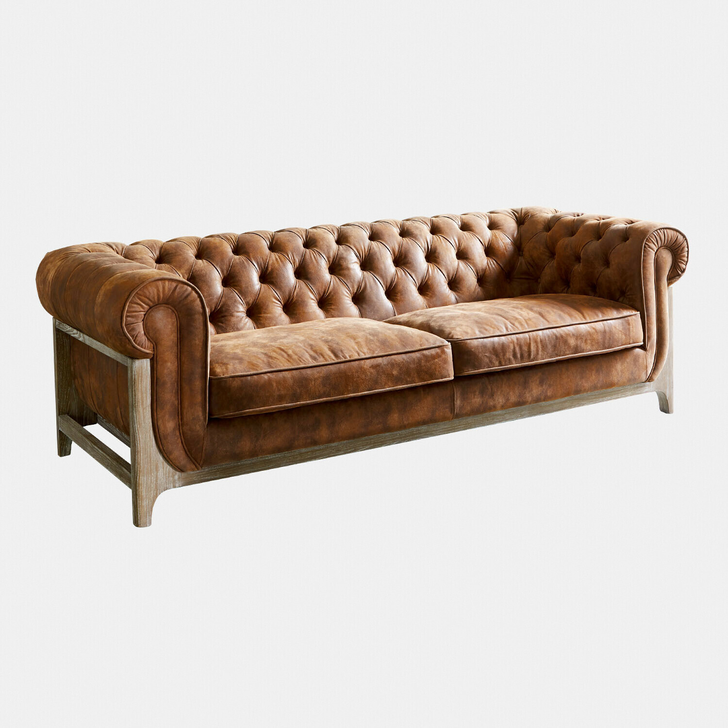 Brązowa skórzana sofa Swansboro z pikowanym oparciem i drewnianą ramą do salonu